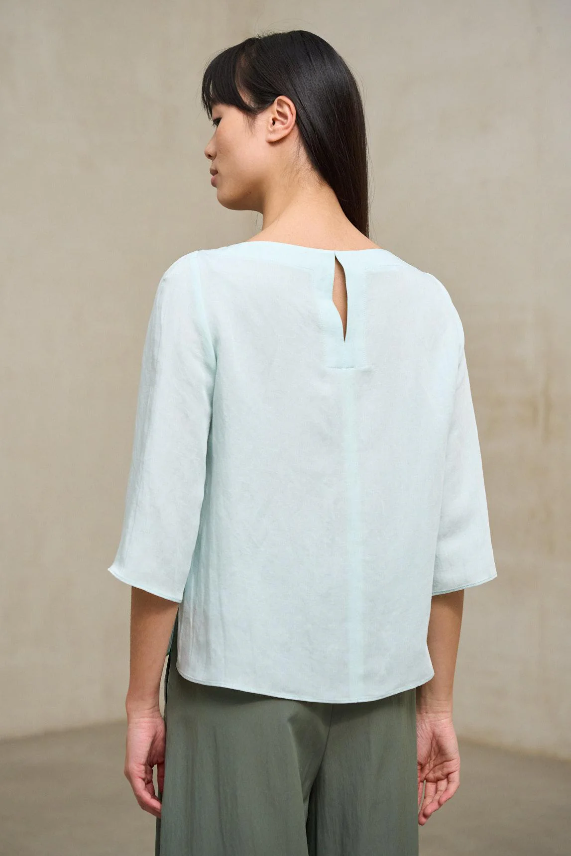Light green Évania blouse - Image 4