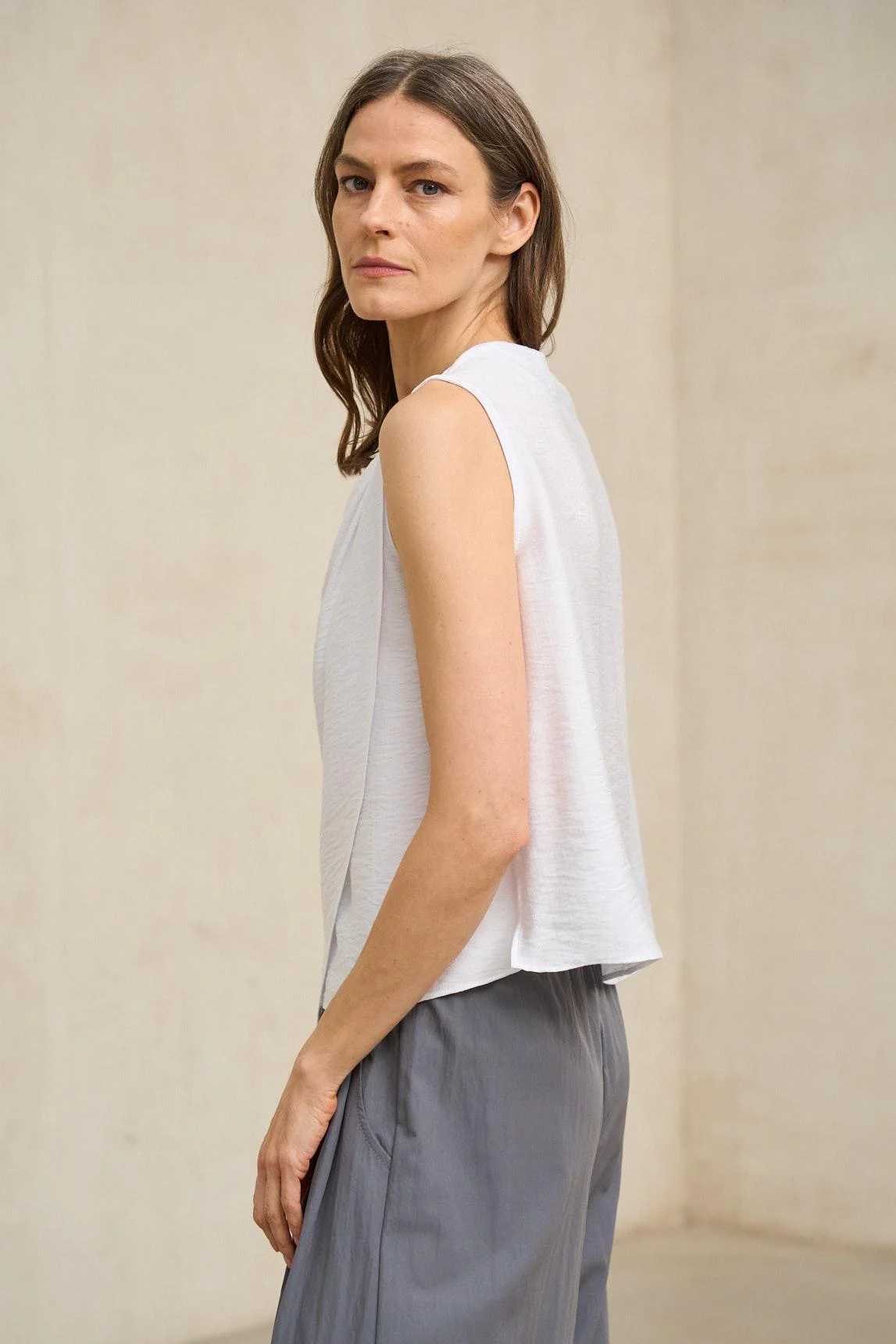 Nireya off-white blouse - Image 4