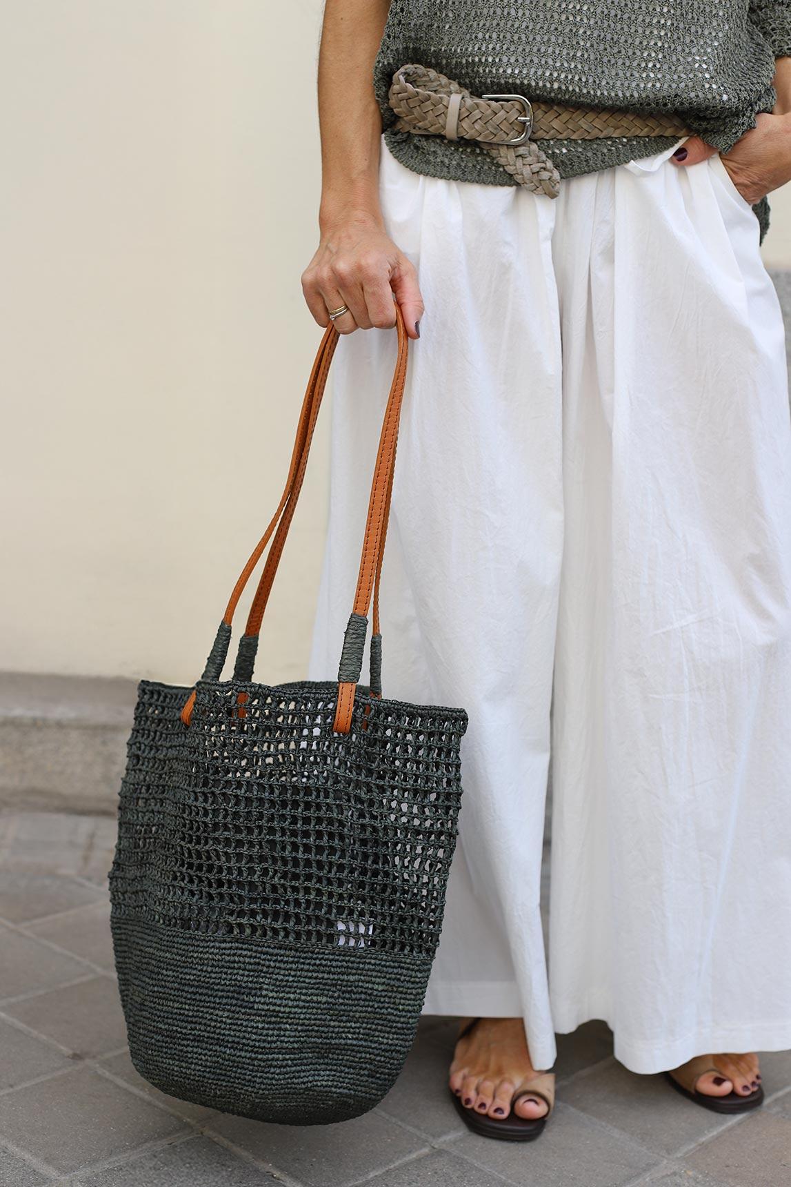 Tervan olive green raffia bag - Image 3