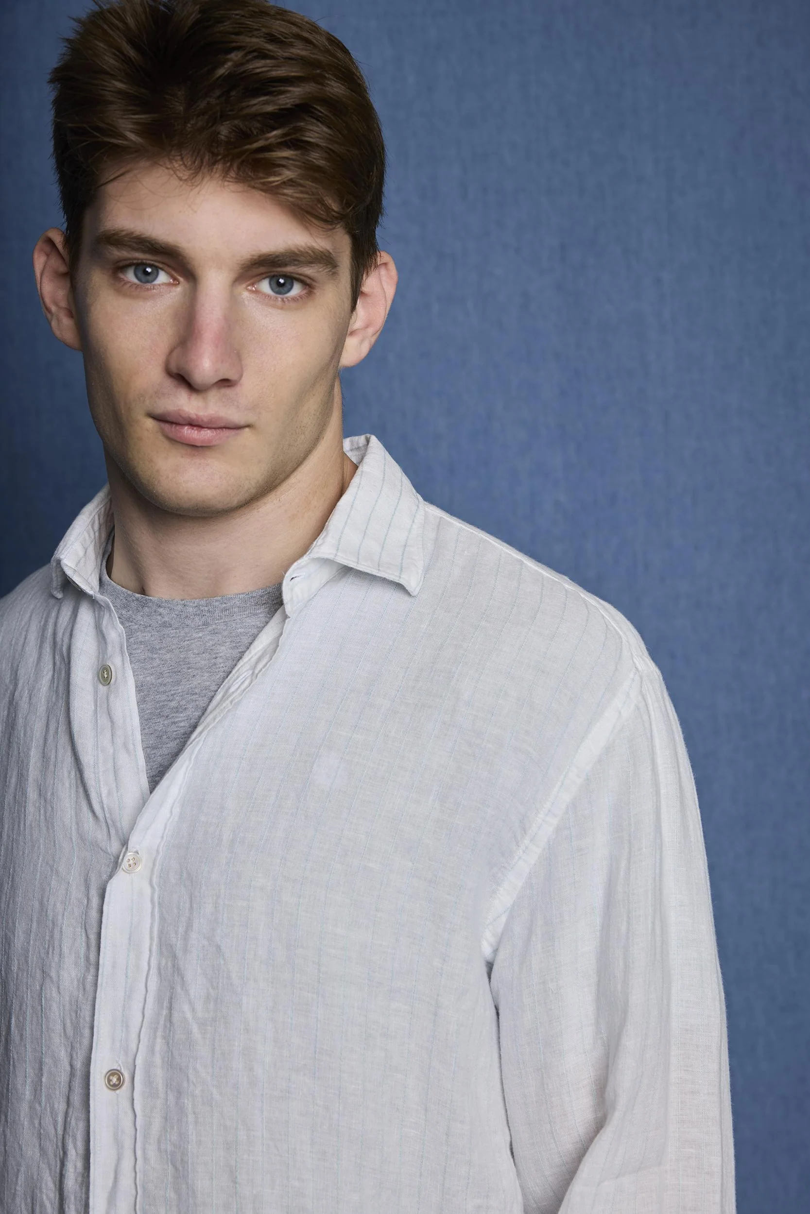 Koike white shirt with blue stripe - Image 4