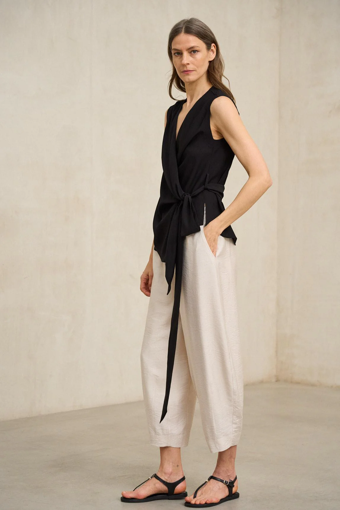 Zarev black shirt - Image 2