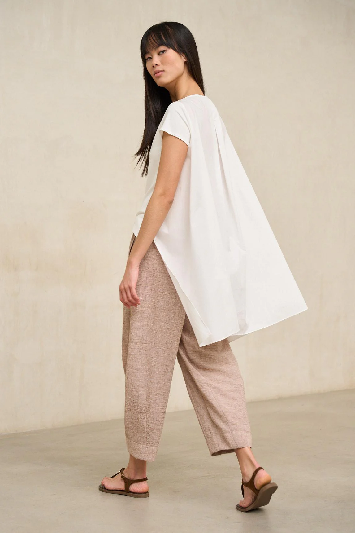 Arnel white t-shirt - Image 3