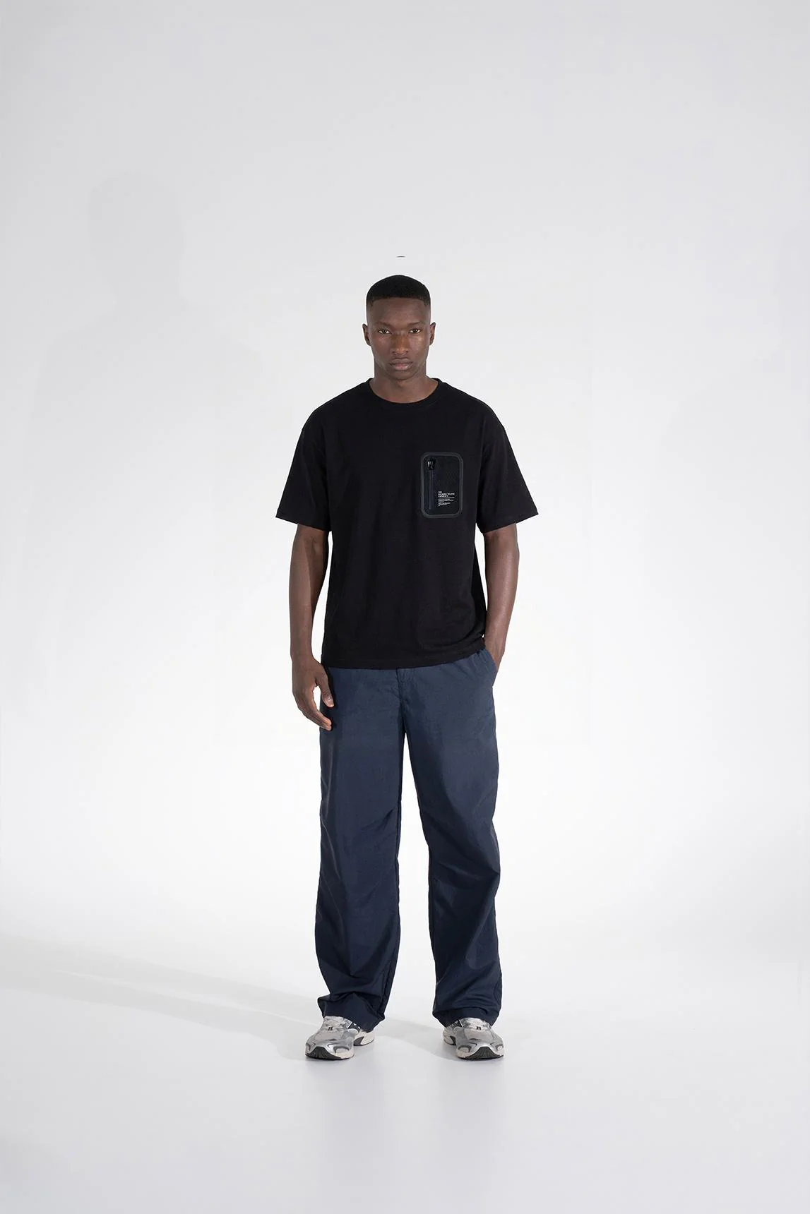 Black Ko Samui t-shirt with technical pocket - Image 2