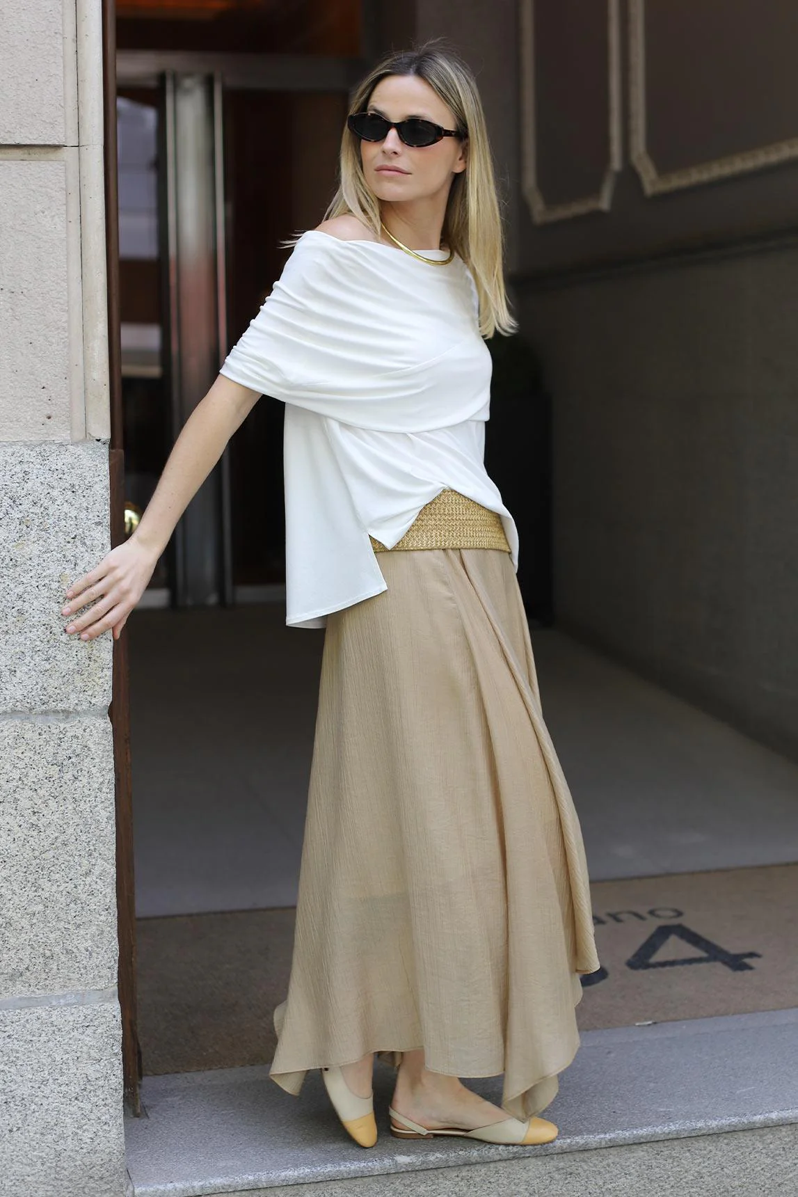 Oryen white T-shirt - Image 7