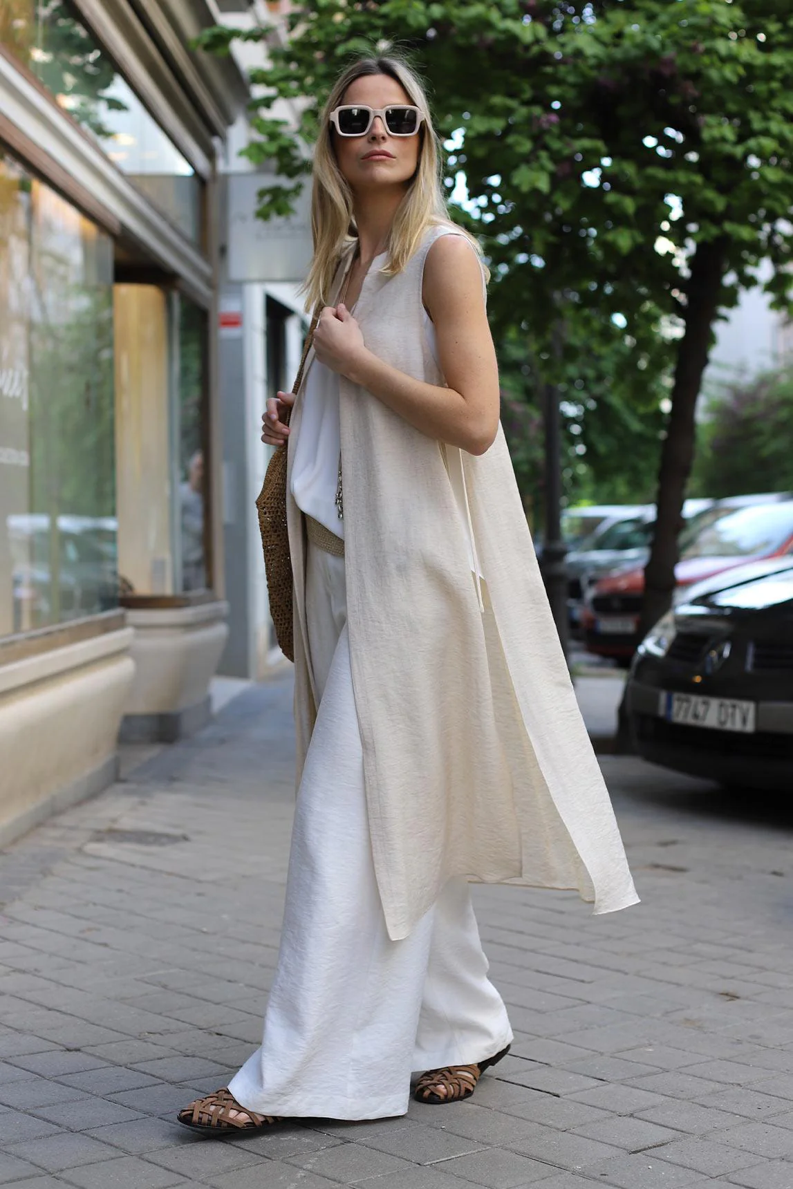 Mireth sand vest - Image 5