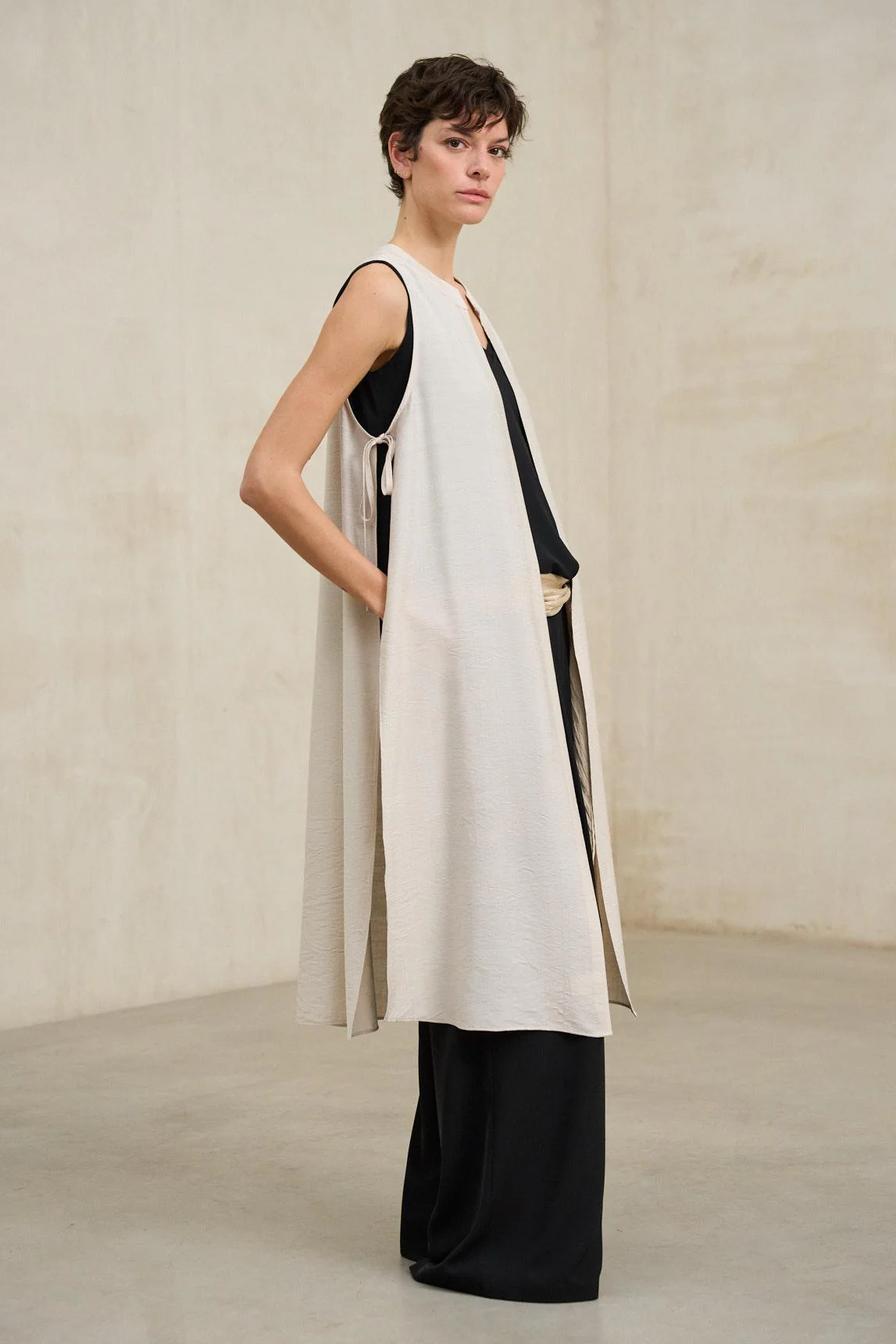 Mireth Ecru Vest
