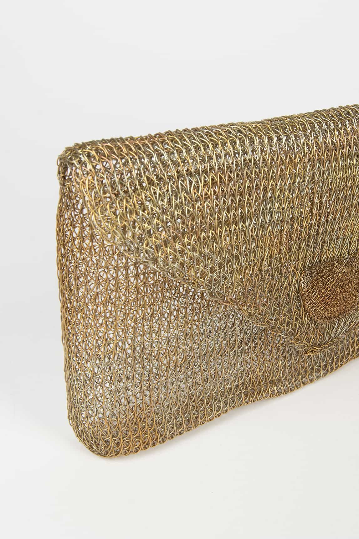 Etiano gold mesh clutch - Image 2