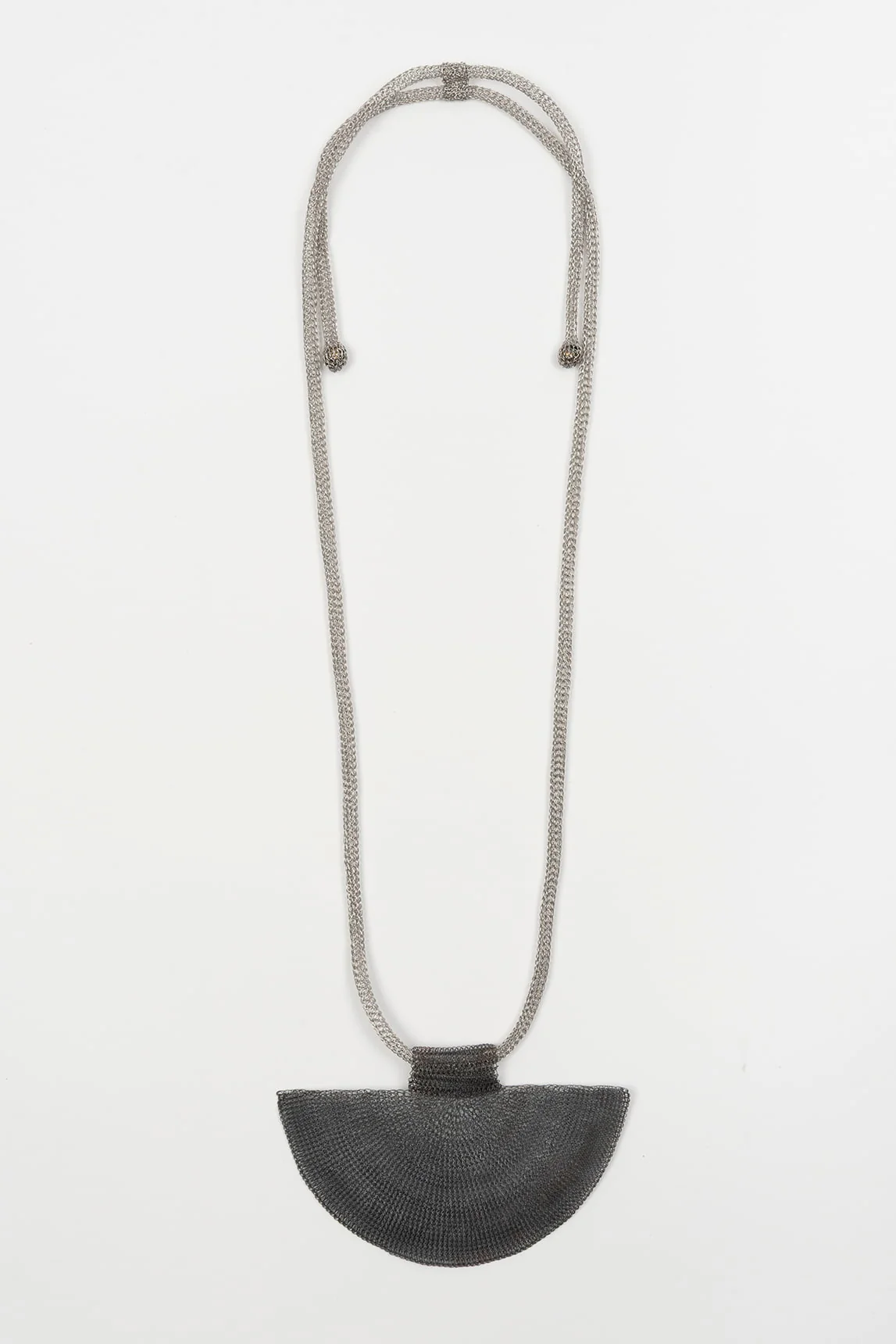 Silver mesh necklace