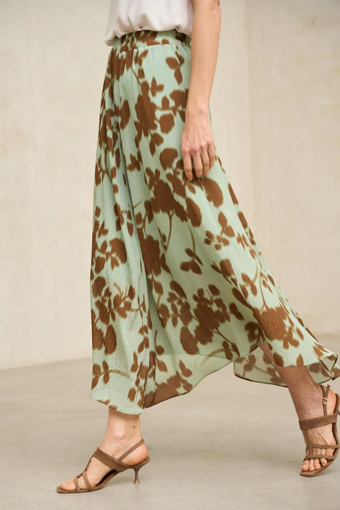 Ailén skirt with green print - Image 5