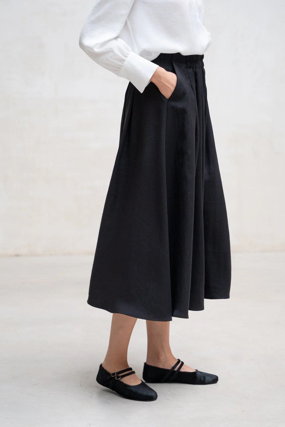 Black Lerici skirt - Image 2