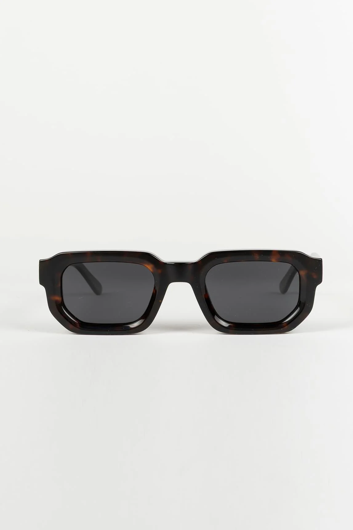 Oriana Rivera dark tortoiseshell sunglasses