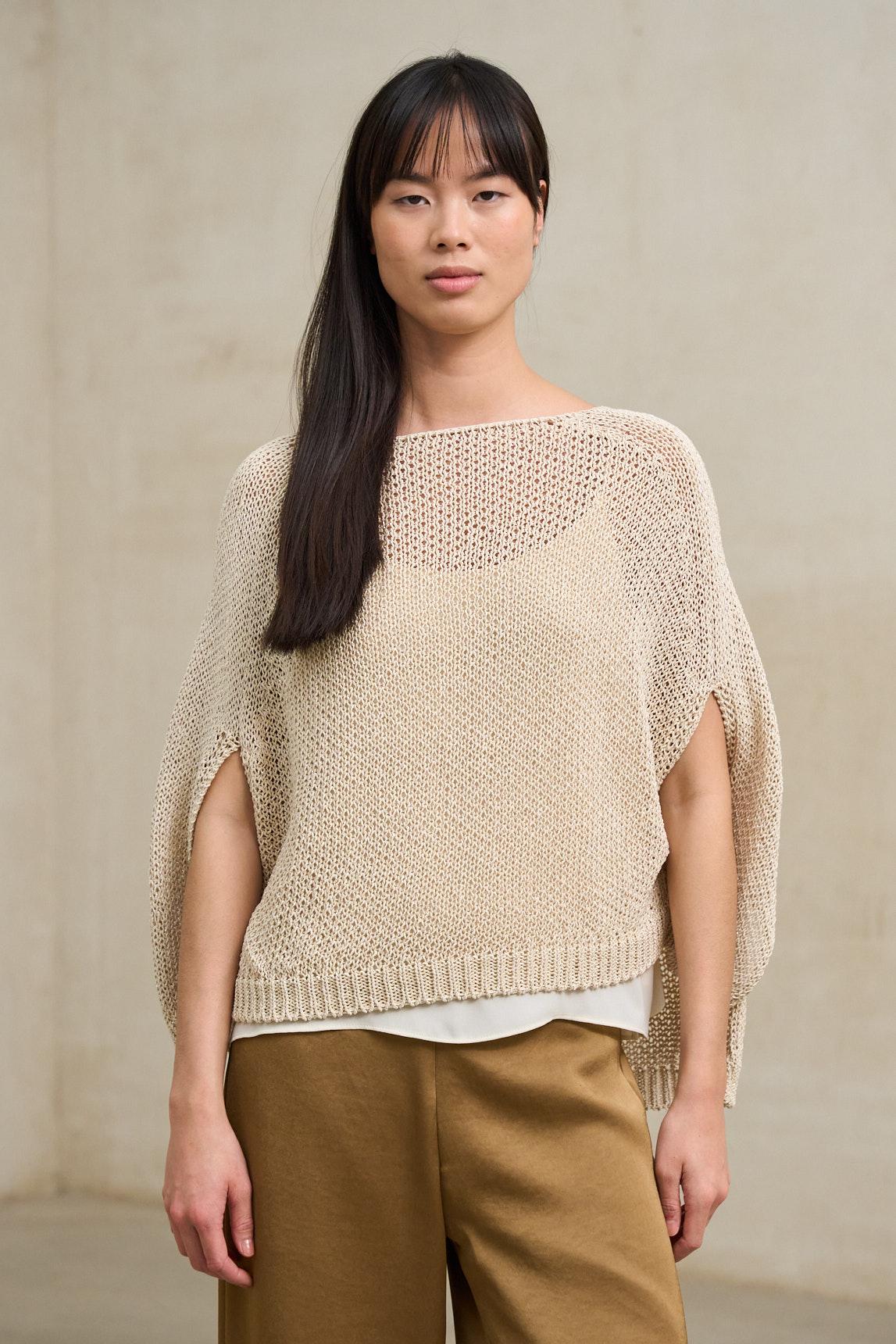 Lightweight beige knit Calero sweater
