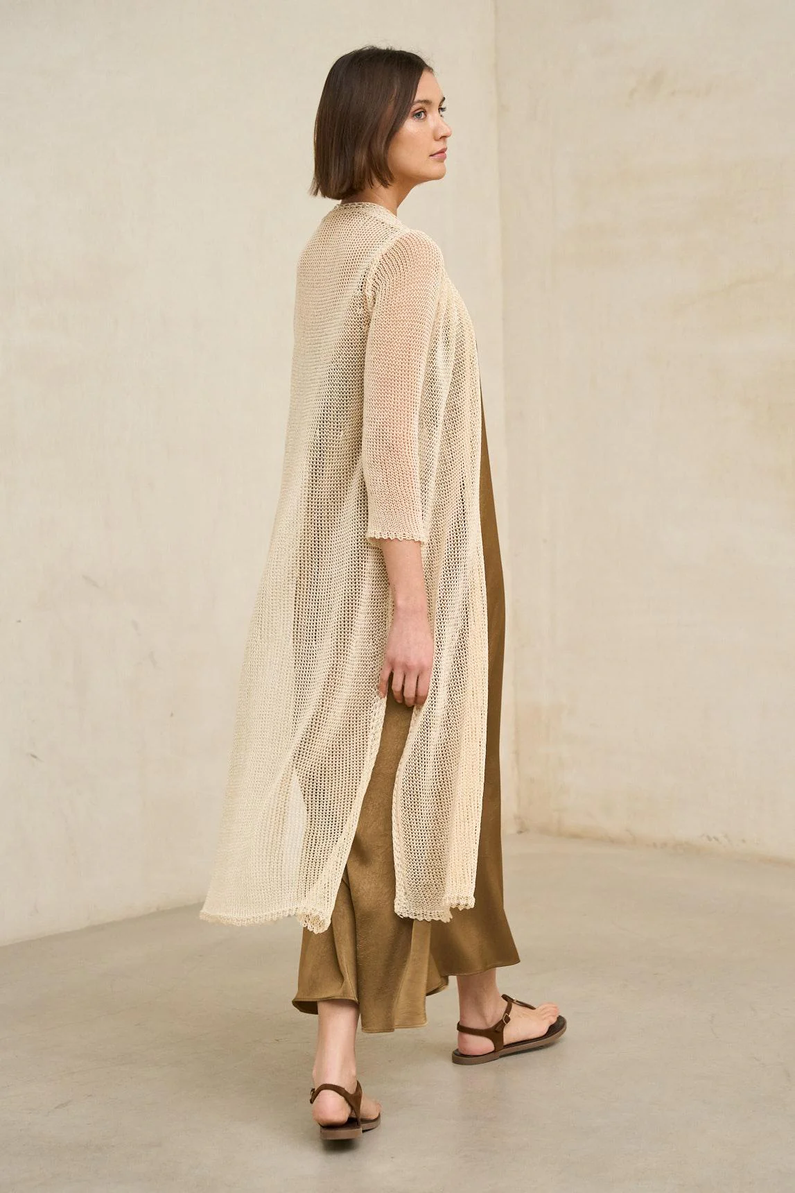 Avenel beige knitted coat - Image 3
