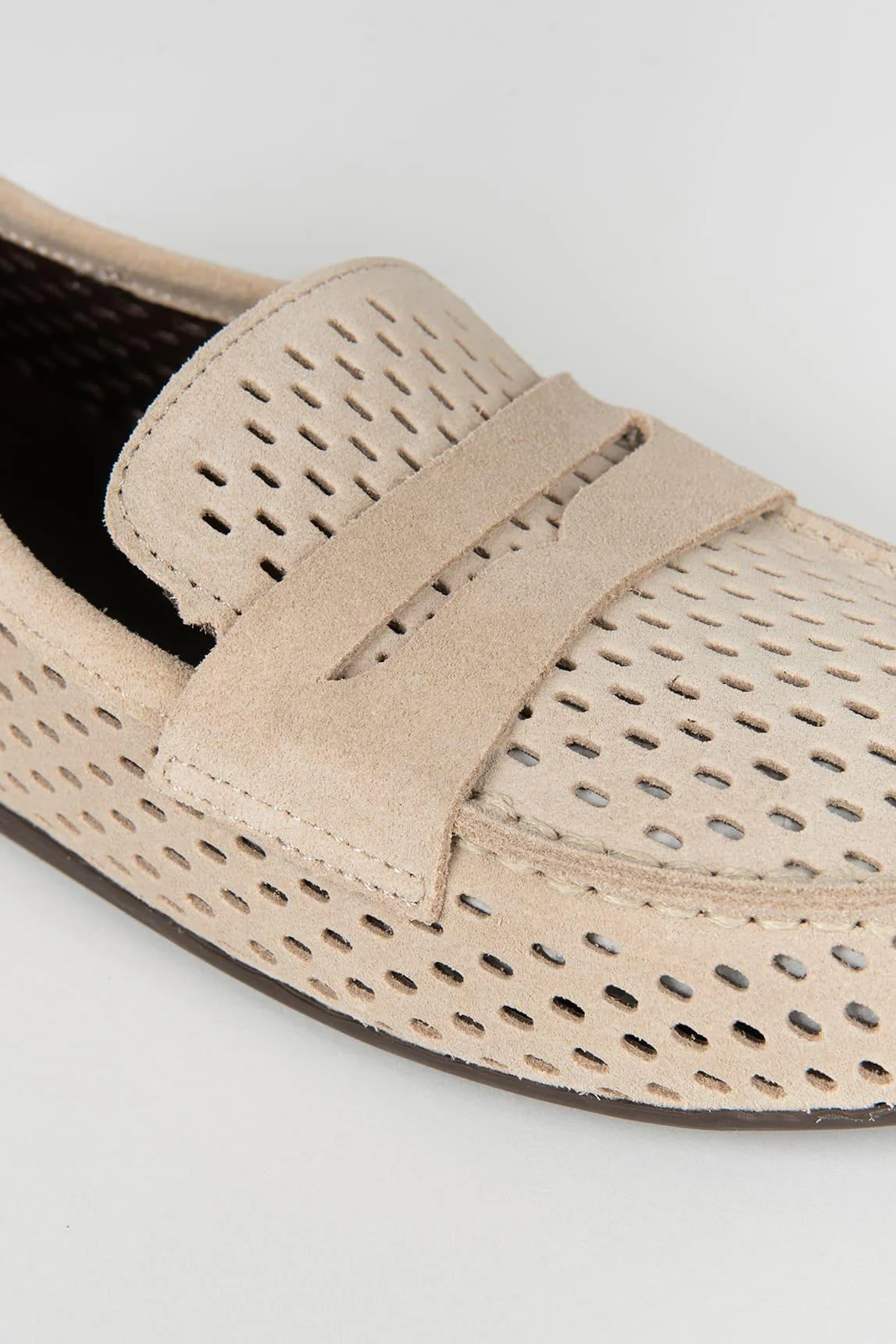 Raw Tabi Loafer - Image 2