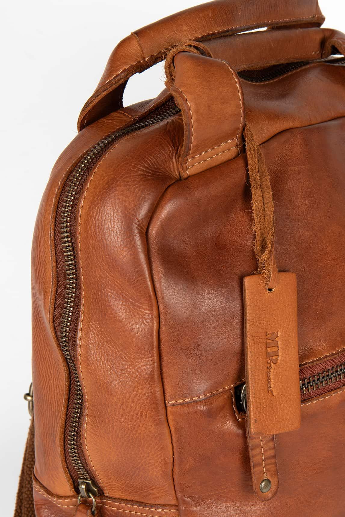 Marta Ponti Ravenna camel backpack - Image 2