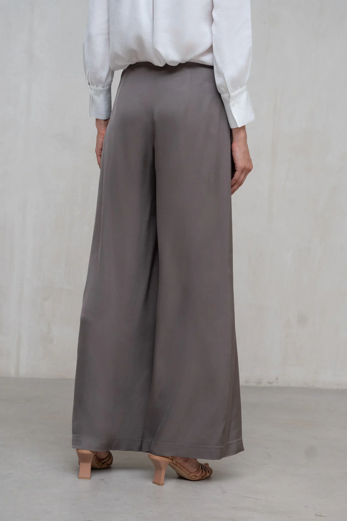 Adige taupe trousers - Image 5