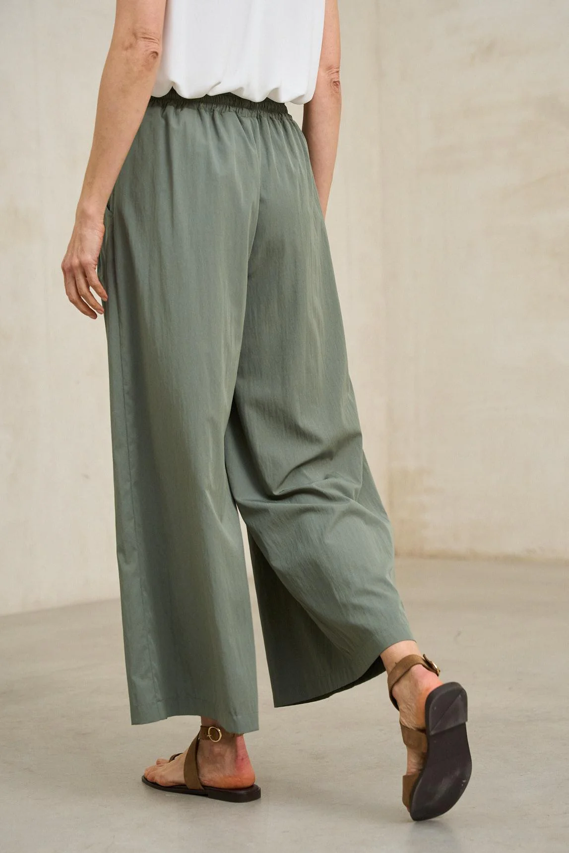 Dark green Aira trousers - Image 3