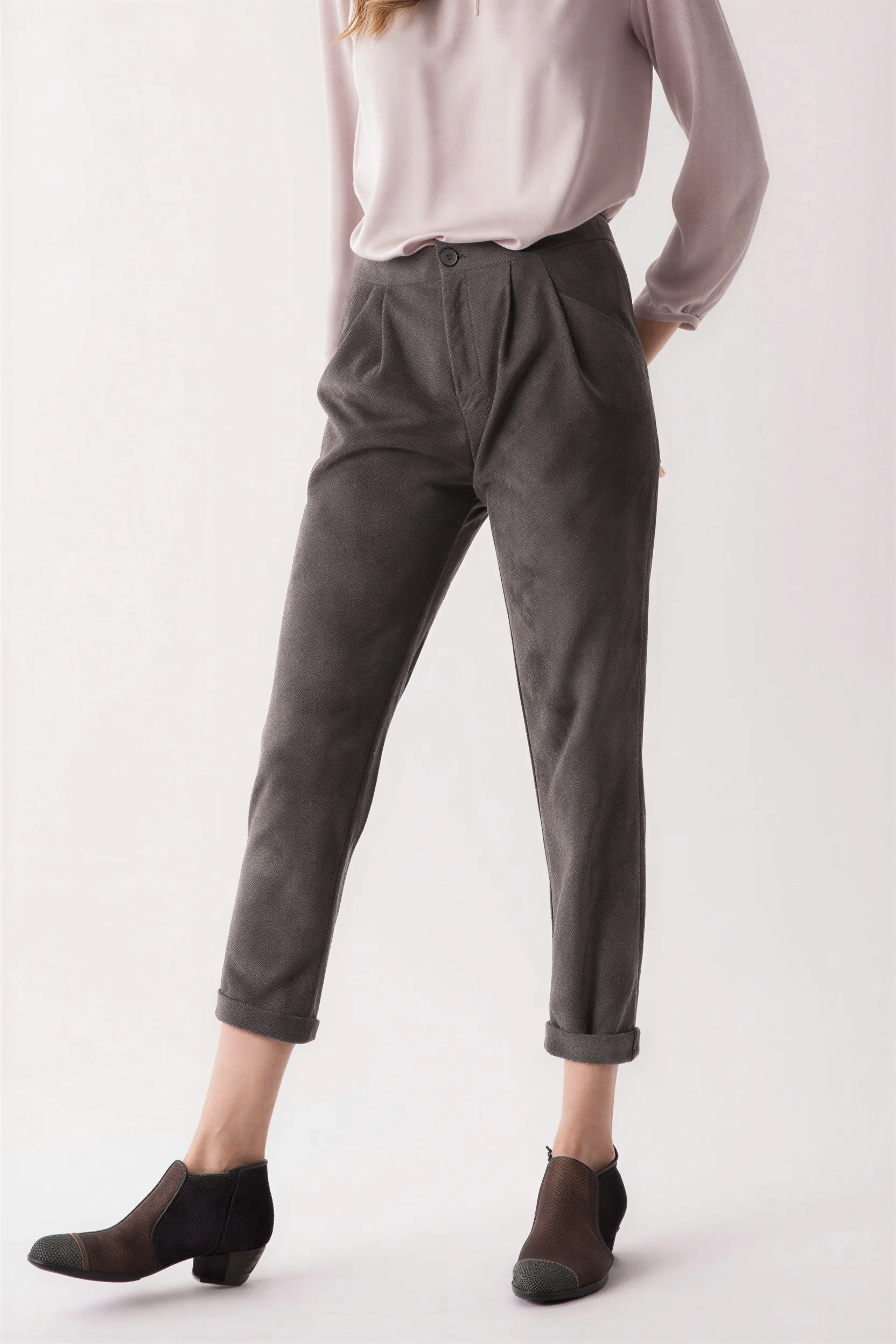Aunia anthracite trousers