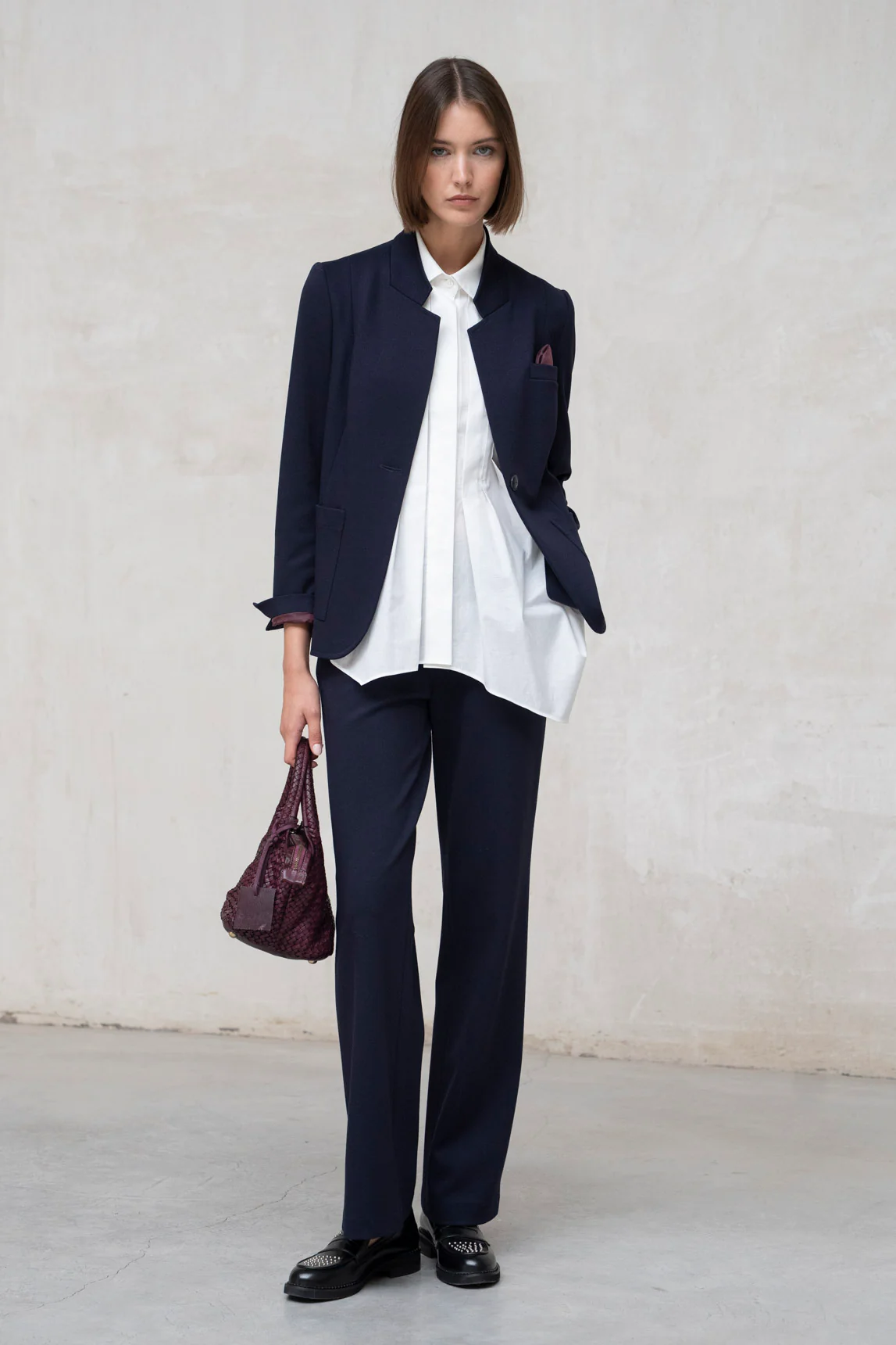 Brenta navy blue trousers - Image 6