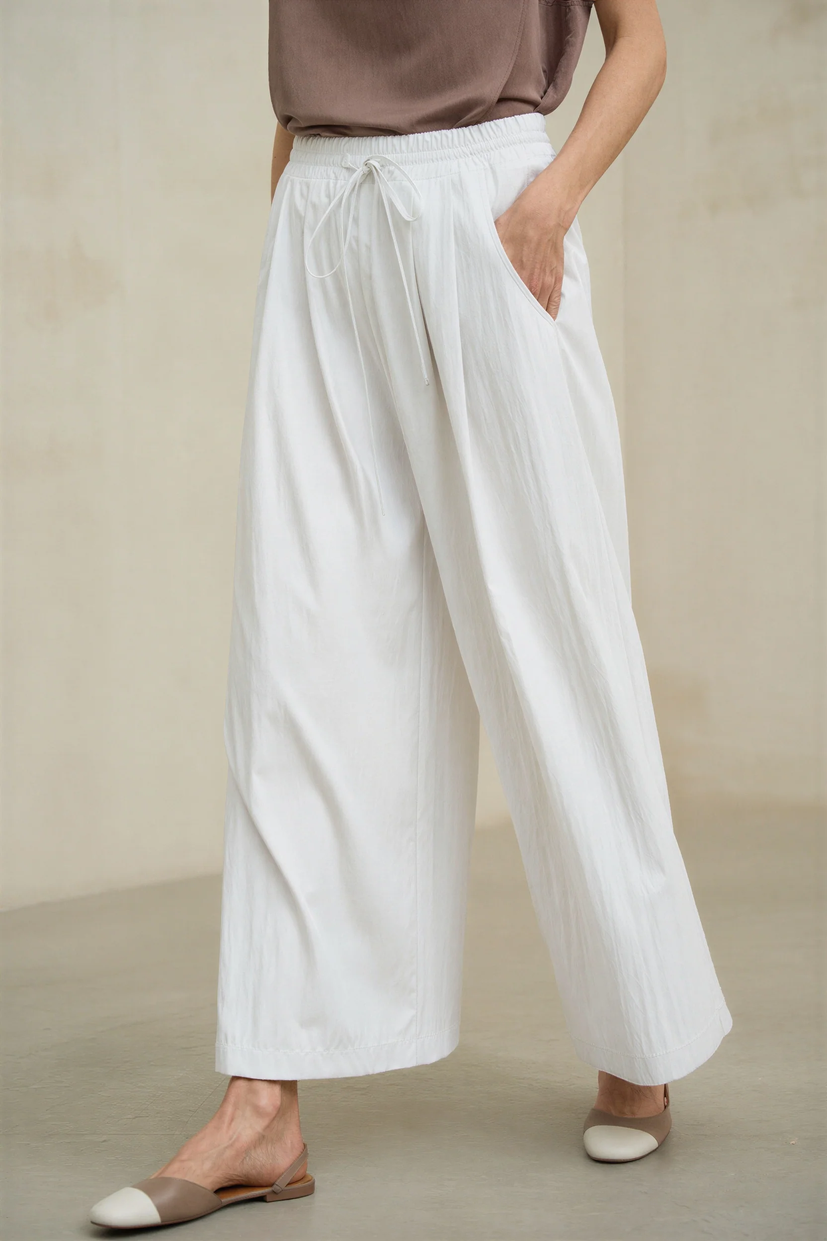 Drift white trousers - Image 2