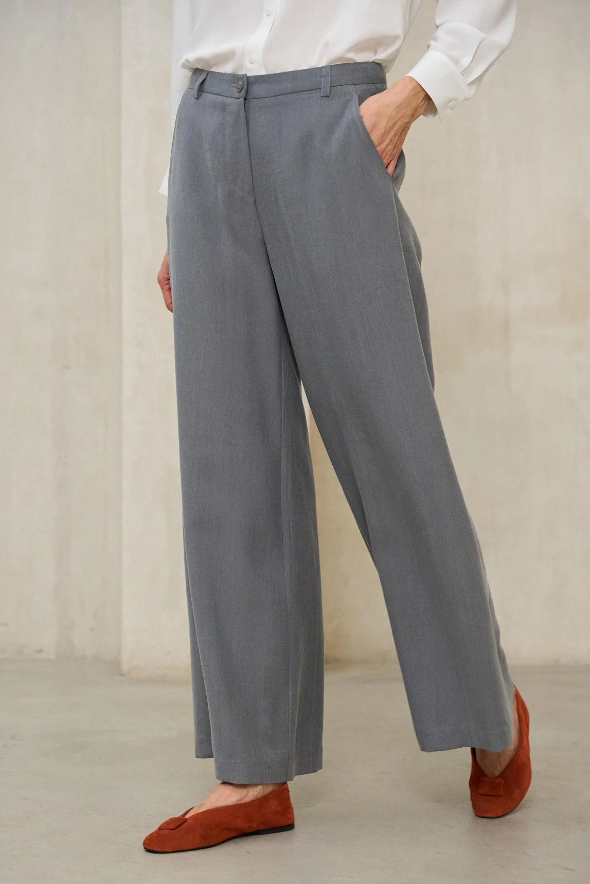 Dark grey Lysel trousers - Image 2