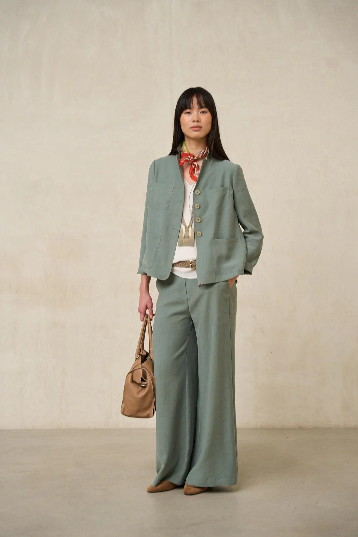 Lysel sage green trousers - Image 4