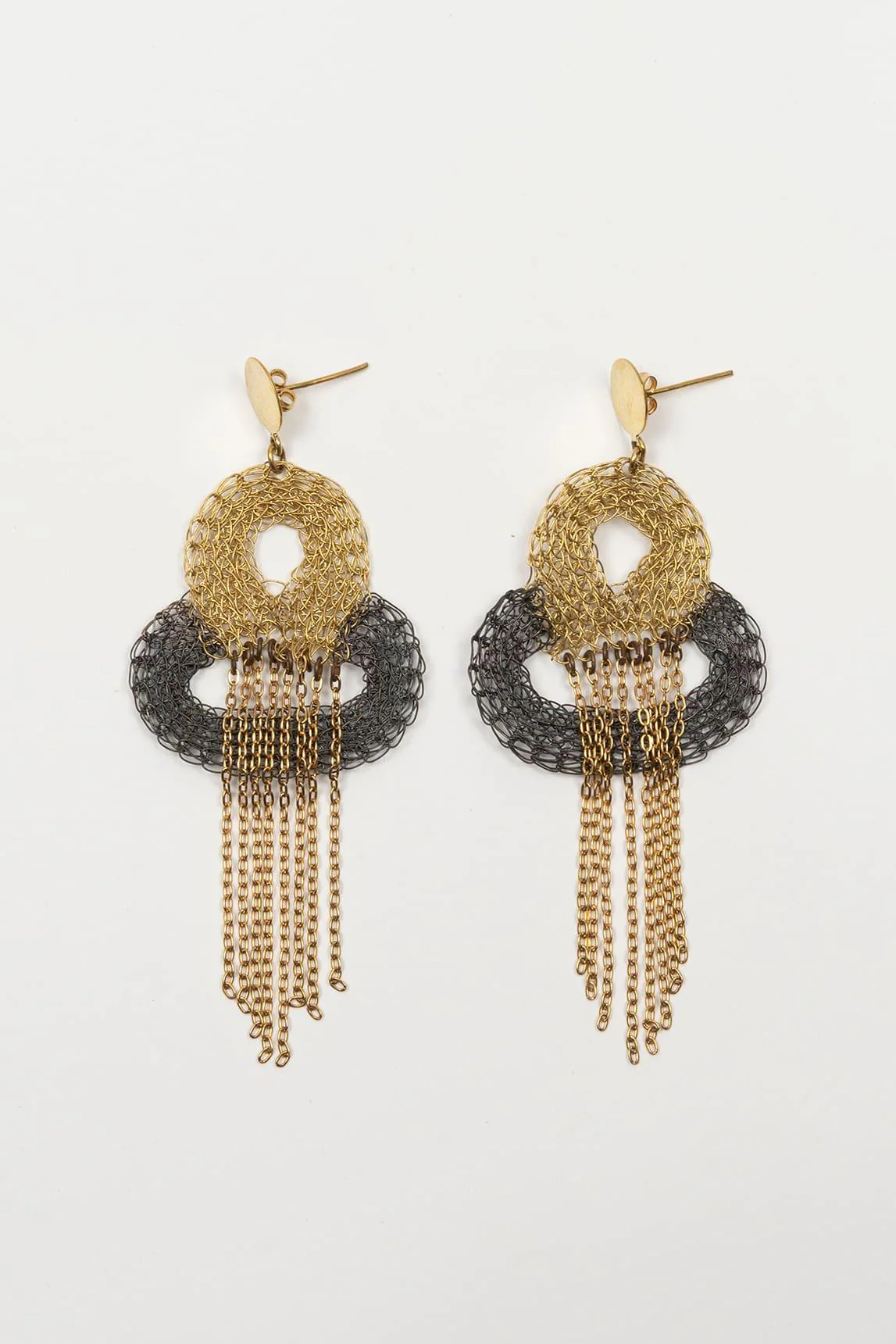 Bicolor Xirel mesh earrings with fringe