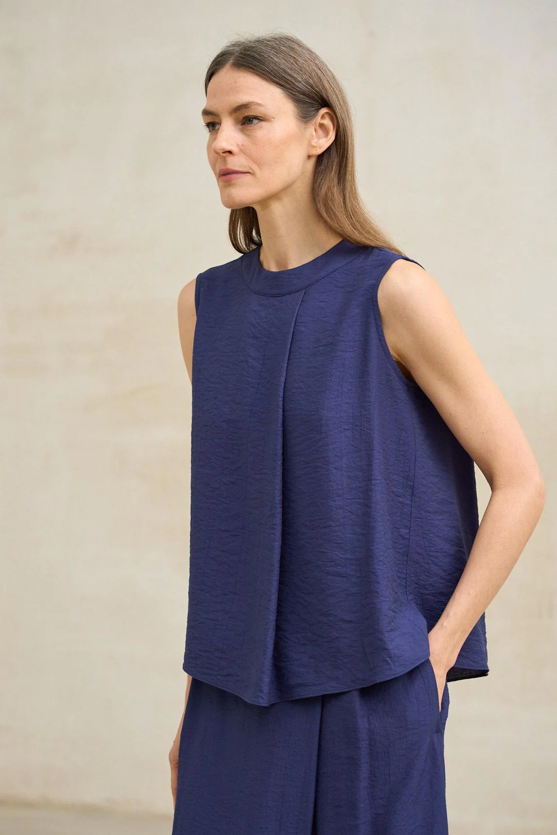 Navy blue Arvienne top - Image 2
