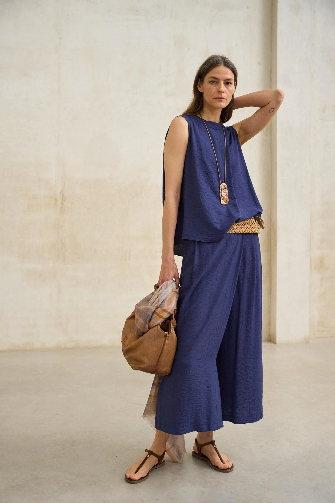 Navy blue Arvienne top - Image 4