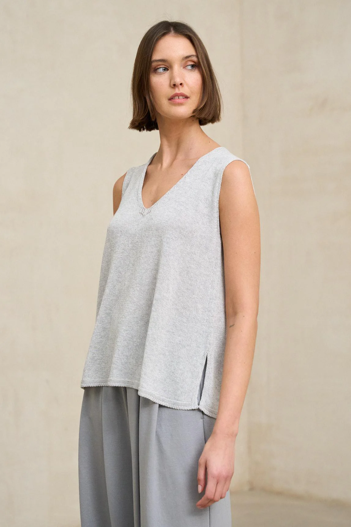 Virel light grey knit top - Image 3