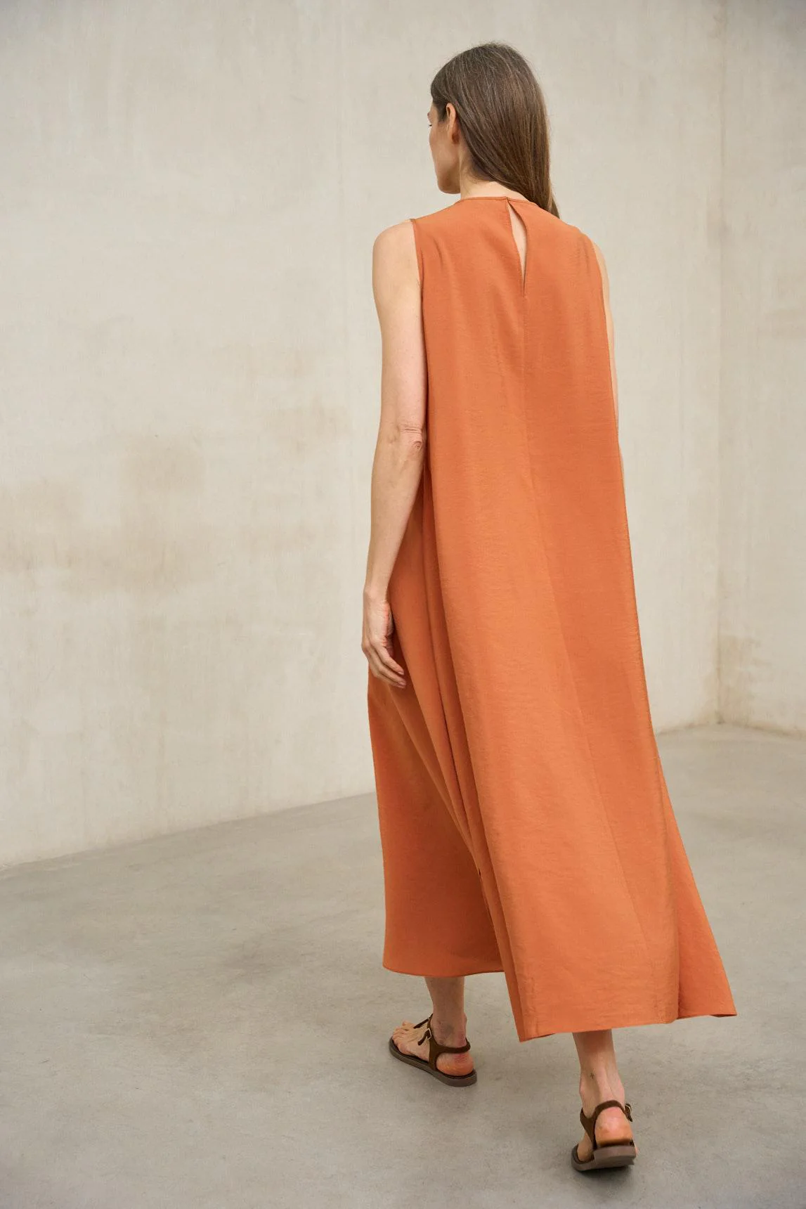 Elara coral dress - Image 3