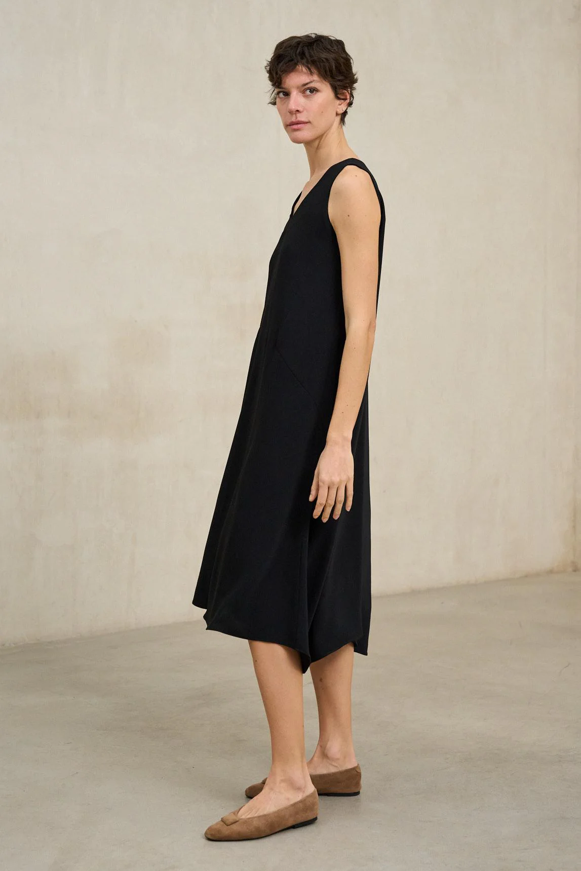 Naïra black dress - Image 2