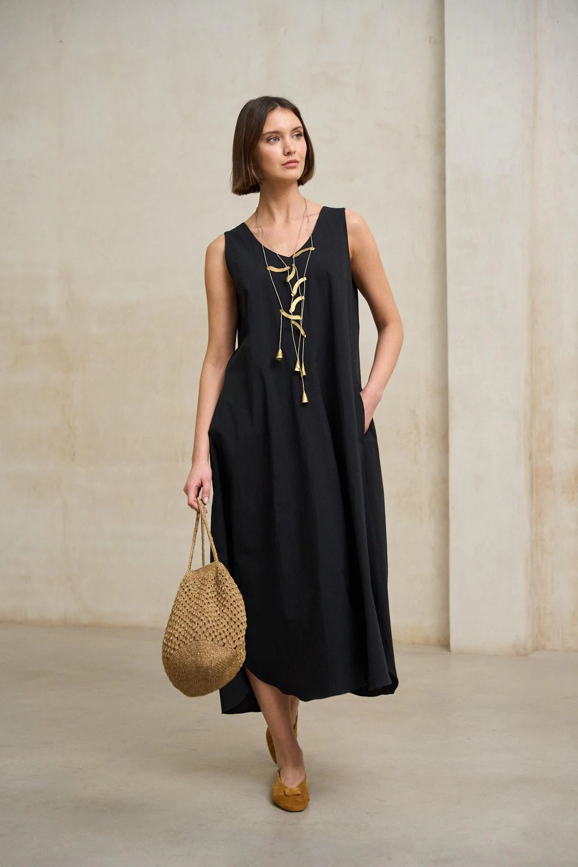Serely black dress - Image 5