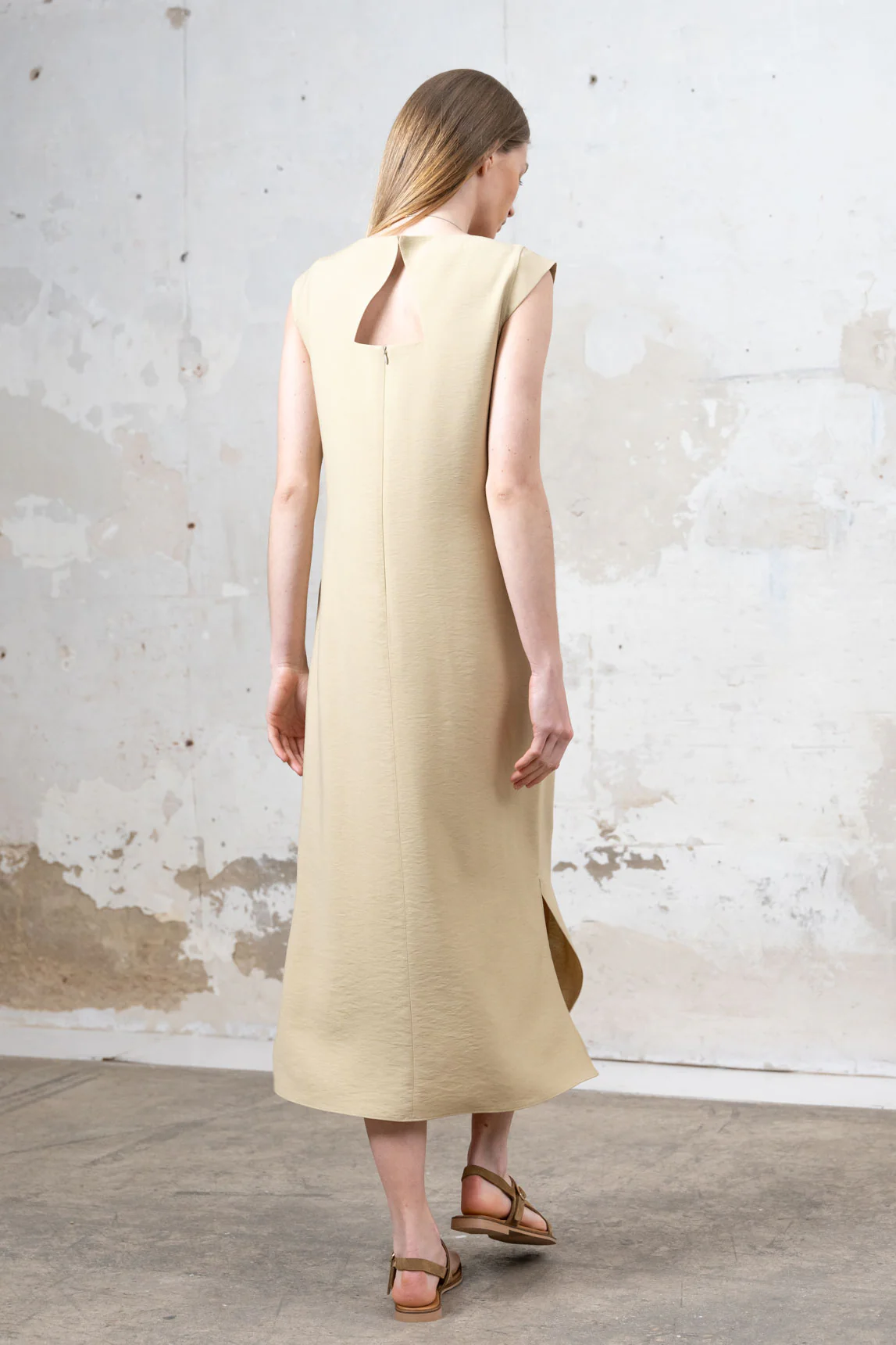 Beige Tissi dress - Image 3